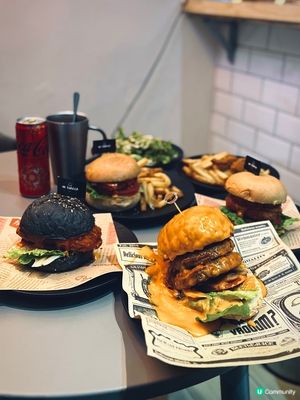 尖沙咀$48 手打牛肉漢堡！平靚正！🍔😋