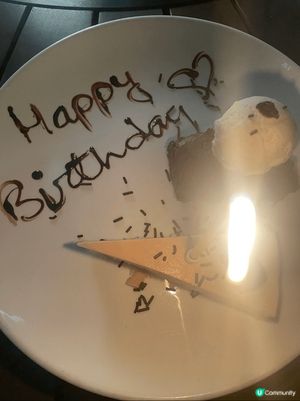 Flames喺觀塘海邊，有戶外位置，好適合一班朋友吹住水嘅路