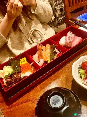 Lunch係黃埔本身想搵拉麵食，點知遲咗去冇位，就喺附近睇有