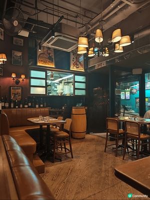 今晚朋友介紹我去食法國餐，原本預算應該食兩三個鐘少不了，但這