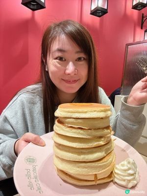 《梅田地下街·8層高梳乎厘pancake推介》