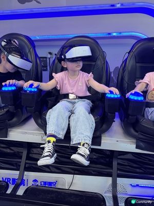 深圳就好潮玩，適合一家大小去玩，由朝早10:00玩到晚上10