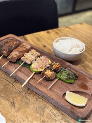 太誇張了，今日同同事誤闖一間超高性價比的日式居酒屋！好抵食