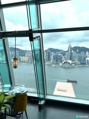 嘆到爆！週末維港靚景午餐😋 