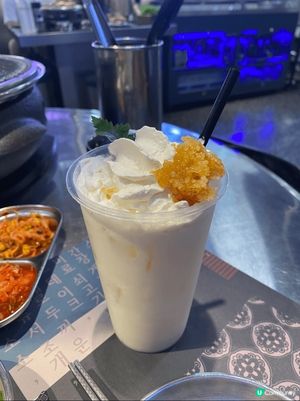 我想推介位卡深圳北村韓食烤活鰻啊，呢個鰻魚條條生猛，肉質肥美