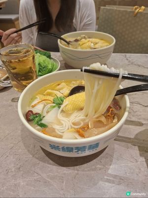近排好興食花膠雞米線，觀塘呢一間餐廳近海濱附近，環境乾淨企理
