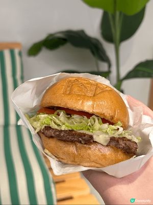 N+Burger 又開新分店啦
今次選址係堅尼地城海旁
