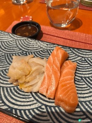 九龍香格里拉自助餐，保持一貫水準，服務優質，特別日子想食餐滿