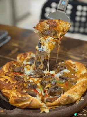 呢度有唔少食物既款式都係自家製😙
包括酥皮Pizza、意粉