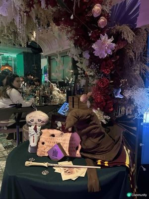 這個是銅鑼灣一間酒吧餐廳 非常適合打卡 食物好味
哈囉喂全