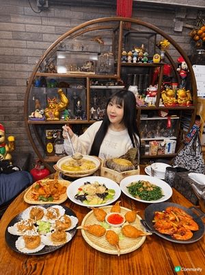 懷舊8道菜 色香味俱全

醉潮館有種傳統中菜館的親切感，環境