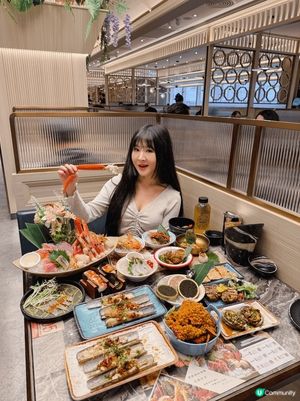 殿大喜屋新品
焗膏蟹+大頭蝦+蟶子王+魚子醬+鮑魚

日本放