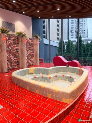 油街焦點——左旋們浴場