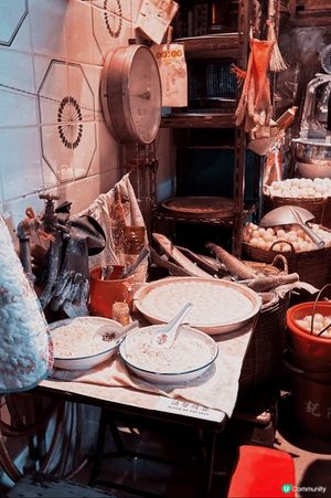 九龍城寨，香港傳奇之地，賽博朋克靈感源，電影中的江湖世界。
