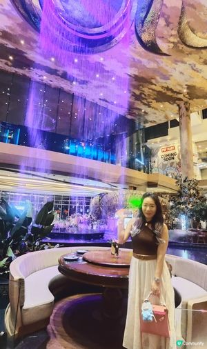 此地方為曼谷iconsiam 商場包羅萬有 吃 買 玩 打咭