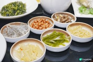 「回酒店」中餐廳是米芝蓮團隊主理的「粵色」中餐廳，以創新手法...