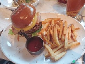 《Yummy lunch @Mano》