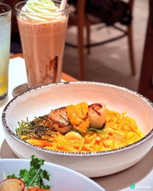 兩粒帶子同埋啲鮮艷嘅海膽🥳😋