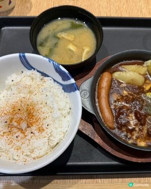 布朗醬鐵板漢堡定食