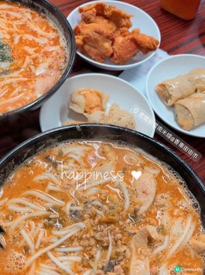 排隊等候一個鐘先食到的米線🍜 