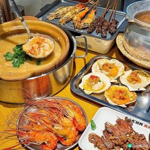 😍 即撈海鮮! 超大隻新鮮海蝦串燒
喜歡吃新鮮海鮮及燒烤