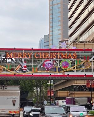 帝國中心同尖沙咀中心嘅燈飾