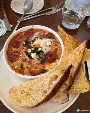 Cafe必選🤩自家製麵包+必食Shakshuka！✨☕️