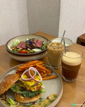 鹹甜煙肉漢堡包🍔！正呀喂！😋