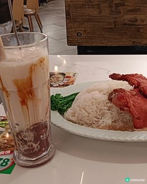 鴛鴦扒飯配黑糖牛乳紅豆冰