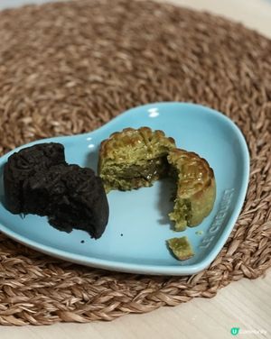 Threads界名物 超濃開心果黑芝麻月餅🥮