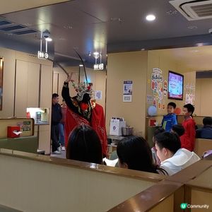 ## 深圳必食海底撈火鍋🔥竟然有川劇變臉表演睇🤩💜