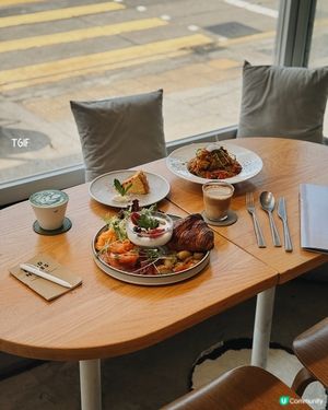 西環高質啡店 ◜ TGIF ◞ ෆ​ 