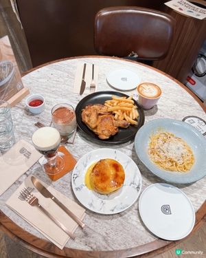 一間高質又華麗餐廳好適合同閨蜜一齊去💕💕