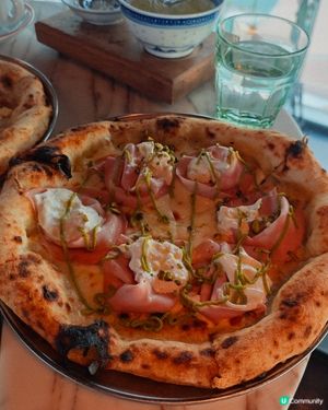 Vista既vesu pizza bar，創意cocktai