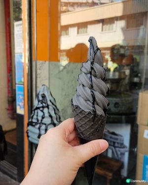 暖心芝作既芝麻雪糕真係好正😍