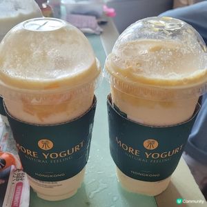 More Yogurt 芒果乳酪奶昔