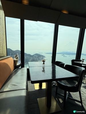 高空法菜😍尖咀維港靚景！🌃