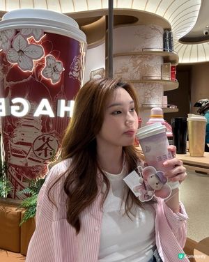 霸王茶姬新推出「Imagine 晚系列」茶飲🌙