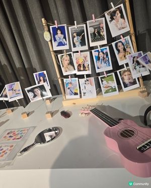 iucafe_hk 舉辦了「IU 出道 18 週年展覽」（B