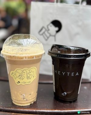 喜茶自訂「畫」喜帖！✍️🎨