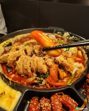釜山過江龍🇰🇷 必食炸雞海鮮年糕🤩