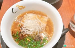 【貝汁鹽味拉麵 vs 貝汁醬油拉麵】