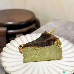 🏡家後餃子🥟同自家製巴斯克芝士蛋糕仲有冇人未食過💁🏻