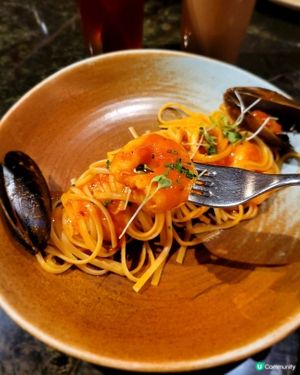 香辣海鮮意粉🍝！料足味正超開胃😋！