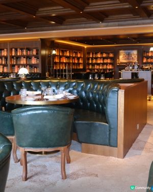 古典圖書風格打卡餐廳