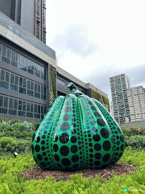 【香港四圍遊】啟德 The Twins 雙子匯│免費打卡點 ♥ 全球只有兩個。草間彌生墨綠色南瓜