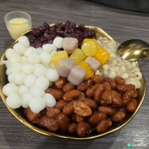 Yummy Yummy

蛋糕蛋糕窩夫窩夫撻撻梳乎厘梳乎厘P