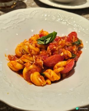 又一城必食😋車厘番茄醬蟹肉扭紋粉🦀🍝