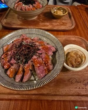 牛扒飯超正！