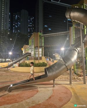 深水埗公園
Sham Shui Po Park 玩沙玩水